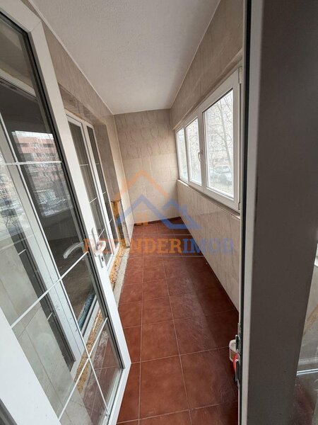Drumul Taberei Apartament de vanzare cu 3 camere, 2 grupuri sanitare, Bulevardul Timisoara